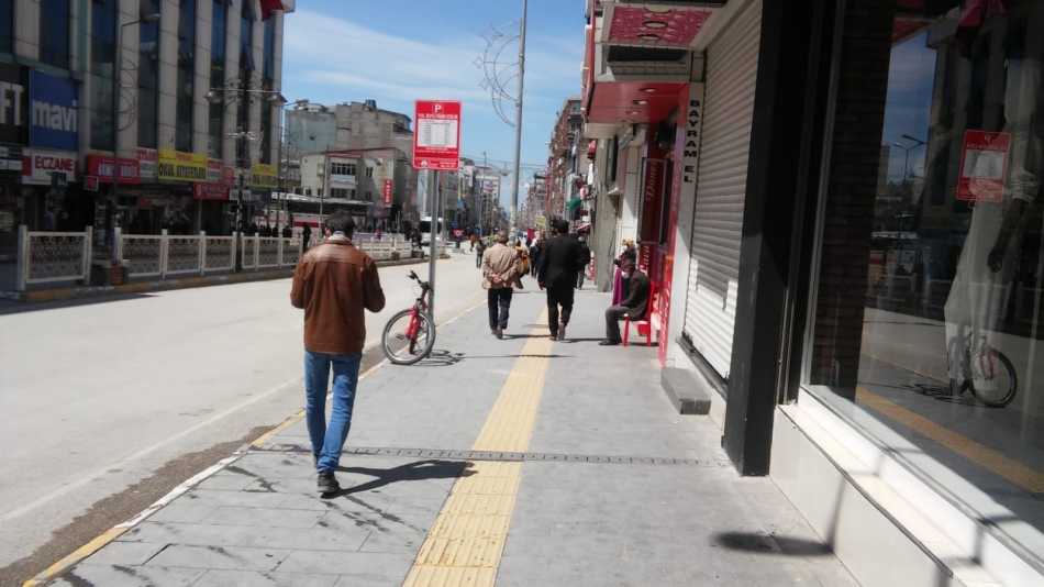 Vanhaber - Van gazetesi - YASAKTAN SONRASI VAN HINCA HINÇ DOLDU