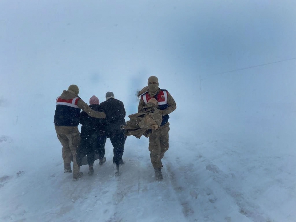 Van'da yaşlı amca ölümle burun buruna geldi - İşte detaylar