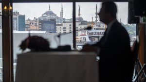 Ekrem İmamoğlu'na "Kimseyi işten çıkarmayacağız" sözleri hatırlatıldı