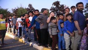 Van'da Mültecilere Yardım Kampanyası Başlatıldı