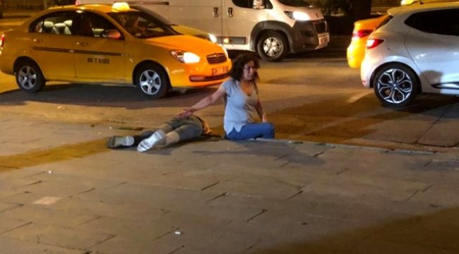 Sokak ortasında tartıştığı kişiyi defalarca bıçakladı
