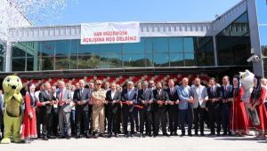 TARİHİ URARTU MÜZESİ RESMİ AÇILIŞINI YAPTI