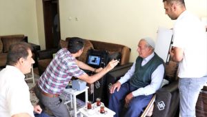 VAN'DA YAŞLILARA NÜFUS CÜZDANI HİZMETİ