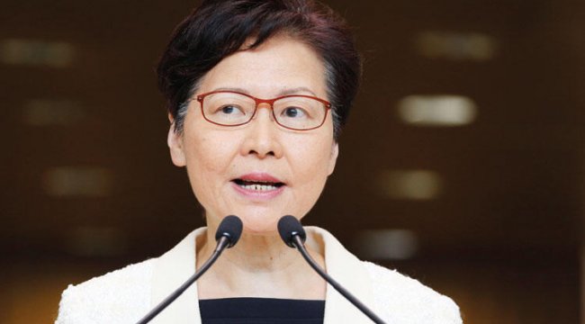 Hong Kong'da kriz: O yasa tasarısı resmen geri çekildi
