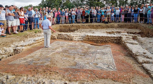 İngiltere’de Roma mozaiği