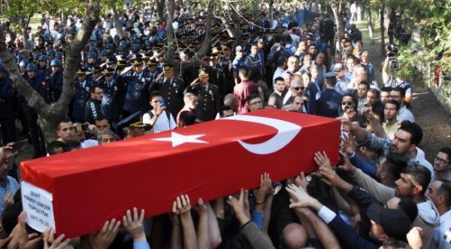 ŞEHİDİMİZ, SON YOLCULUĞUNA UĞURLANDI