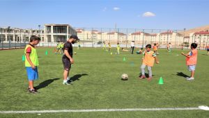 Yaz Spor Kursları Bir Ay Daha Devam Edecek