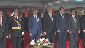 29 Ekim Cumhuriyet Bayramı Vanda törenle kutlandı