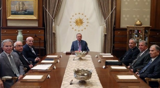 Külliye'deki kritik toplantı başladı!