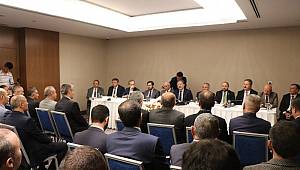 Prof. Dr. Şükrü Karatepe: “Cumhurbaşkanı bütün politikalarını kendisi oluşturmak durumunda“