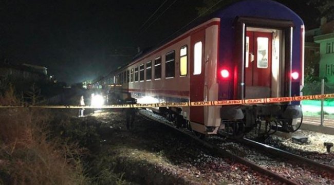 Raylara düşen kadın feci şekilde can verdi