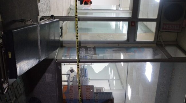 Doktor, tartıştığı kadın doktoru silahla vurarak yaraladı