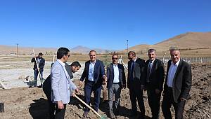 FİDANCILAR İŞ BAŞINDA 2500 FİDAN TOPRAKLA BULUŞTU