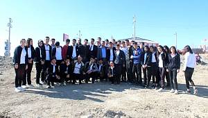ORGANİZE SANAYİ BÖLGESİDE DESTEKLERİNİ EKSİK ETMEDİ