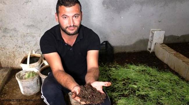 Tüm köy onunla dalga geçti ama şimdi taktir ediliyor