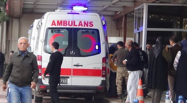 Çobanbey’de zırhlı araç devrildi, 3 asker yaralandı