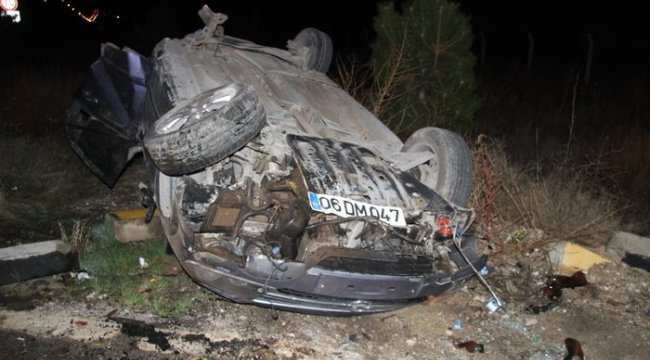 Isparta’da takla atan otomobil yaklaşık 100 metre sürüklenerek ters döndü: 2 yaralı