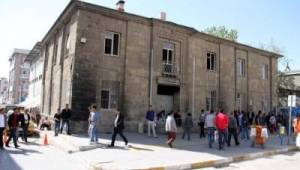 Tarihi bina 'Kültür Evi' olsun