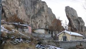 Van'da ölümle burun buruna yaşıyorlar