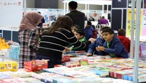 'Van Kitap Fuarı' Kitapseverlere Kapılarını Açtı