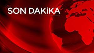 Van'da Kaza! Aracın İçine Sıkıştı