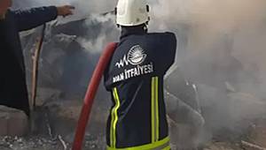 VAN'DA KORKUTAN YANGIN