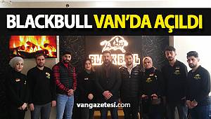 BLACKBULL CAFE VAN'DA AÇILDI ve BASINLA BİR ARAYA GELDİ- vanhaber - Van haberleri