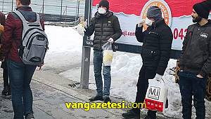 Van’da Korona Paniğinden Maskeler Seyyara Düştü vanhaber