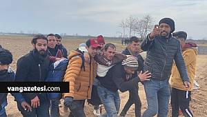  Mültecilere Yunanistan Askerleri Ateş Açtı. vanhaber