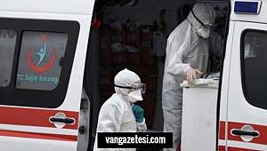 Van'da Koronavirüs için evde naylon eldiven üretimi