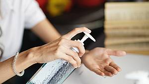 COVİD-19'U BASİT BİR GRİP GİBİ GEÇİRMEK MÜMKÜN, AMA!