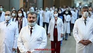 Fahrettin Koca'dan Bugünkü Can kaybını ve Vaka sayısı Açıklaması