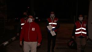 Kızılay, Muradiye'yi unutmadı ve Karanfil dağıttı