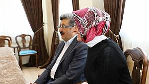 Vali ve eşinden Şehit düşen ailelerin Anneler günü
