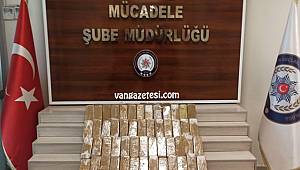 Van'da 38 Kilo 670 Gram Eroin  toprağa gömüldü - Operasyon böyle görüntülendi
