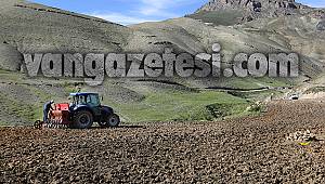 Van'da Bulunan Çiftçilere Ücretsiz Makine Desteği
