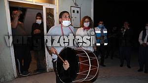 Vanlı otozimli çocuğa büyük bir sürpriz