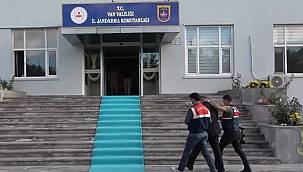 Van'da 12 kişi gözaltına alındı - Detaylar haberimizde...