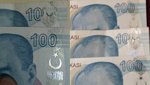 100 lira banknot hatasını fark edince soluğu... Hatalı basım paraları