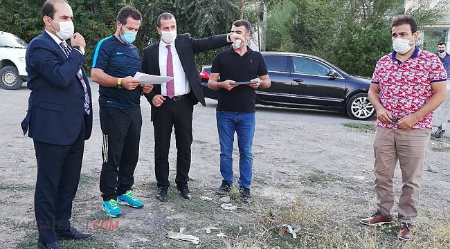 Nevzat İnanç, Gevaş'ta futbol sahası incelemesi...