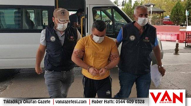 Operasyonda 6 yabancı uyruklu gözaltına alındı