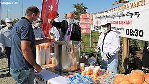 Van'da Gönüllere Sıcaklık Veren İkram