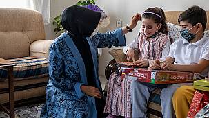 Bilmez, Miniklerin Yüzünü Güldürdü