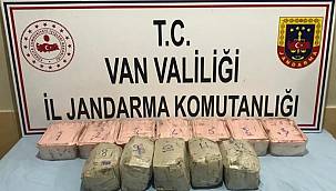 Van sınırında İran uyruklu bir şahıs kaçarken tutuklandı - O anlar böyle yansıdı