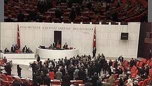 Mecliste sesler yükseldi