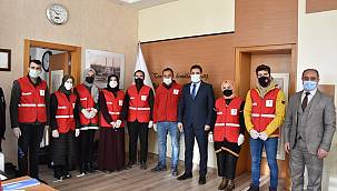 Genç Kızılay'dan Van SBÜ'ye ziyaret