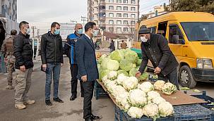 Sinan Aslan Halk Pazarını Ziyaret Etti