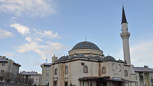 CUMA HUTBESİ 'İMANIN TADINA ERMEK: ALLAH VE RESÛLÜ’NÜ SEVMEK'