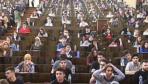 Son dakika :YÖK'ten yüz yüze eğitim açıklaması.