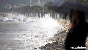 Meteoroloji Sel ve Fırtına uyarısında bulundu